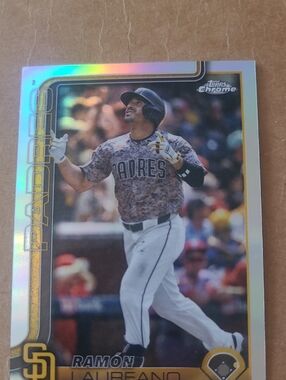 Topps Chrome Ramon Laureano San Diego Padres Baseball Card - Refractor